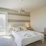 Luxury With Pool In Aso Valley Monterubbiano