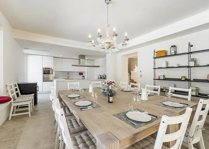 Casa vacanze Luxury With Pool In Aso Valley Monterubbiano