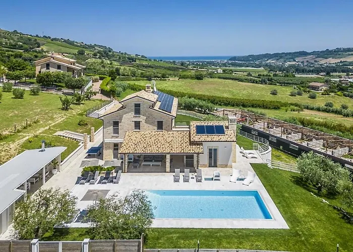 Luxury With Pool In Aso Valley Casa vacanze *